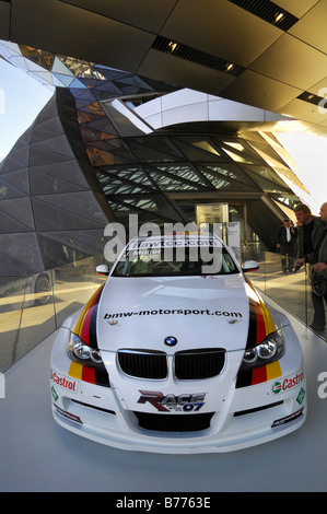 Sportwagen, BMW Welt, BMW Welt, Verteilung und Discovery Center, München, Bayern, Deutschland, Europa Stockfoto