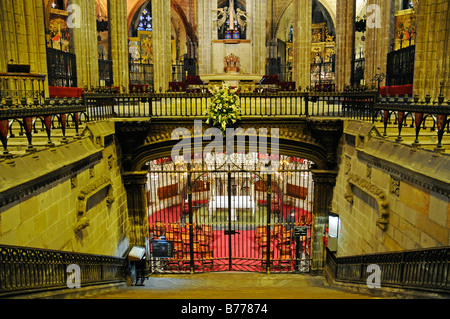 Krypta, Sarkophag, La Catedral, die Kathedrale, Santa Eulalia, Placa De La Seu, Barcelona, Katalonien, Spanien, Europa Stockfoto