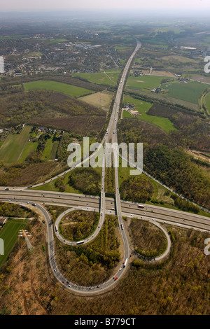 Luftaufnahme, Dortmund Nord West Autobahn Kreuzung, A2, A45, Beginn der sogenannte Sauerlandlinie, Castrop-Rauxel, Ruhrgebiet, Stockfoto