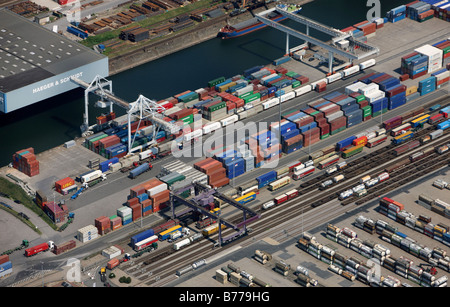 Luftaufnahme, Container, Binnenhafen, DuisPort, Stadtteil Ruhrort, Duisburg, Nordrhein-Westfalen, Deutschland, Europa Stockfoto