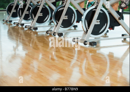 Heimtrainer eine Zeile Stockfoto