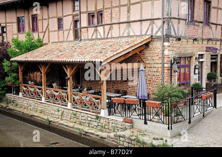 Restaurant, Chatillon Sur Chalaronne, Ain, Rhône-Alpes, Frankreich, Europa Stockfoto
