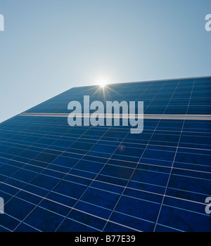 Sonne auf Solar-panel Stockfoto