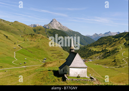 Kapelle St. Jakob vor der Biberkopf 2599 m, Hochtannbergpass, Vorarlberg, Austria, Europe Stockfoto