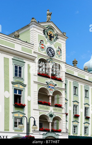 Rathaus mit Glockenspiel, Gmunden auf See Traunsee, Oberösterreich, Österreich, Europa Stockfoto