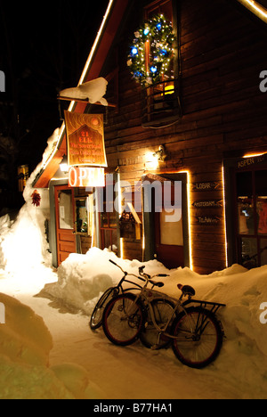 Gebäude & Bikes Stockfoto