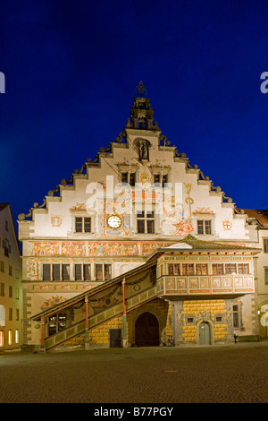 Altes Rathaus in der Nacht in Lindau, Bodensee, Bayern, Deutschland Stockfoto