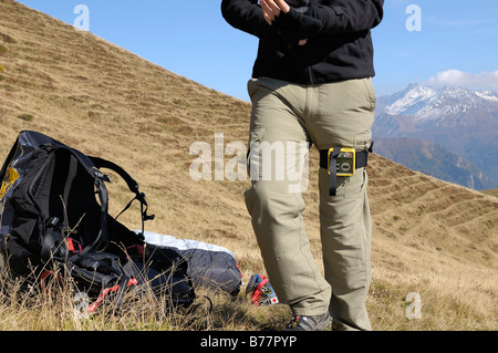 Gleitschirm, Vorbereitung für den Start, detail, Monte Cavallo, Sterzing, Provinz von Bolzano-Bozen, Italien, Europa Stockfoto