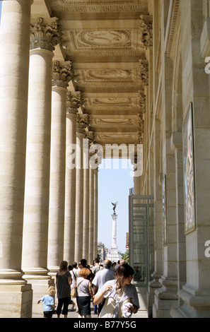 Bordeaux, Frankreich, Kolonnade auf Höhe der Grundsatz des Grand Theatre. Stockfoto