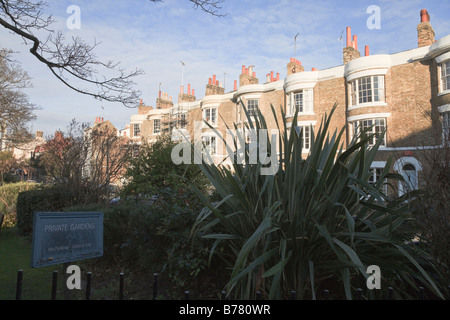 Blick auf den Vale Square, Ramsgate. In Anlehnung an die typischen Londoner georgischen Plätze. Stockfoto