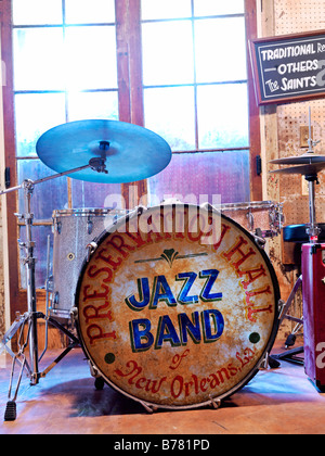 Drum Kit Frontplatte illustriert ' Preservation Hall Jazz Band' Preservation Hall, New Orlean, Louisiana, USA Stockfoto