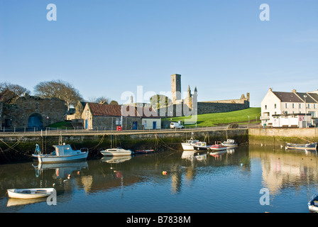 Boote im Hafen St. Andrews Fife Schottland Stockfoto