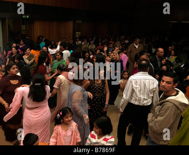 Diwali Feiern Wandsworth Town Hall Diwali Disco Stockfoto