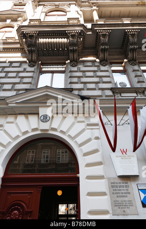 Eingang-Haus-Fassade von Siegmund-Freud-Museum in der Berggasse 19, Wien, Österreich, Europa Stockfoto