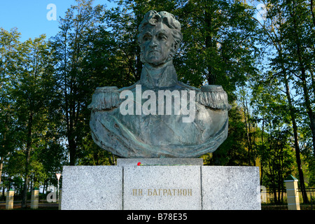 Statue von Prinz Pyotr Ivanovich Bagration, Kommandeur der 2. Armee des Westens in Borodino, Russland Stockfoto