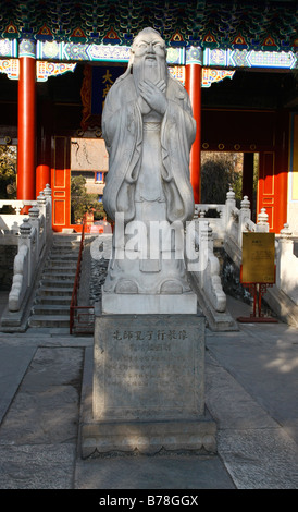 Konfuzius-Statue, Konfuziustempel Beijing, Peking, China, Asien Stockfoto