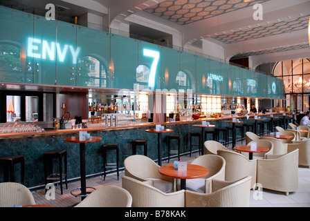 Lenbach Gastronomie, bar-Café mit Suite und Zähler, gehobene ... Lenbach Gastronomie, bar-Café mit Suite und Zähler, gehobene ...