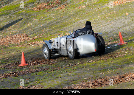 1928-tests 30 Austin Ulster spezielle 747cc VSCC Neujahr fahren Brooklands Januar 2009 Stockfoto