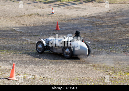 1928-tests 30 Austin Ulster spezielle 747cc VSCC Neujahr fahren Brooklands Januar 2009 Stockfoto