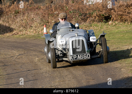 1928-tests 30 Austin Ulster spezielle 747cc VSCC Neujahr fahren Brooklands Januar 2009 Stockfoto