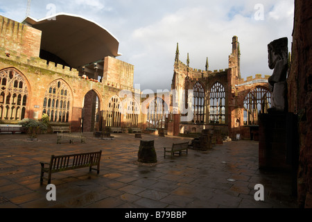 Die Überreste der Kathedrale von Coventry Stockfoto