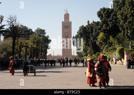 Wasser-Verkäufer in Djemaa el Fna in Marrakesch, Marokko Stockfoto