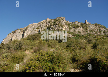 Blick auf 12C maurische Burg, Vall de Gallinera, Marina Alta, Provinz Alicante, Comunidad Valenciana, Spanien Stockfoto