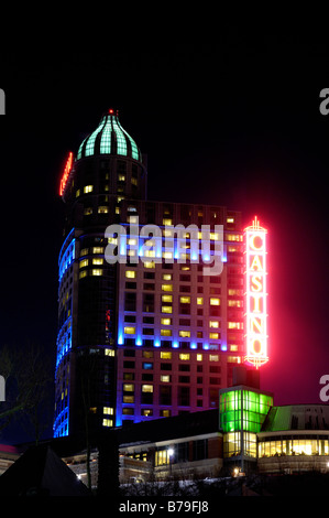 Fallsview Casino an den Niagarafällen Stockfoto