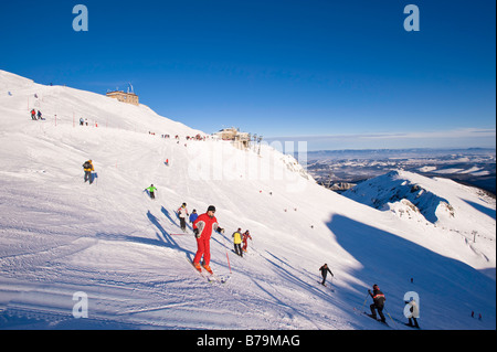 Skifahrer auf den Pisten der Kasprowy Wierch Zakopane Tatra Gebirge Podhale Region Polen Stockfoto