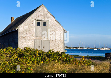 Boat House und Chatham Hafen Cape Cod ma Stockfoto