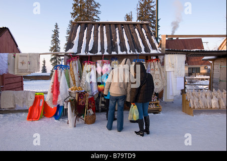 Souvenir-Stall auf Gubalowka Hill Zakopane Tatra Gebirge Podhale Region Polen Stockfoto