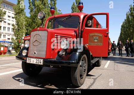 Feuerwehr Nostalgie, Feuer alten Motor, Leopoldstraße Straße, München, Bayern, Deutschland, Europa Stockfoto