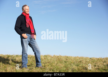 Ältere Mann im Park Stockfoto