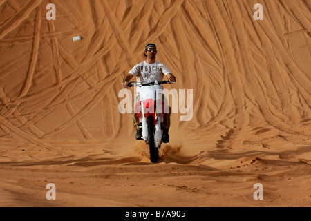 Motorrad, Wüstensafari, Dubai, Vereinigte Arabische Emirate, Naher Osten Stockfoto