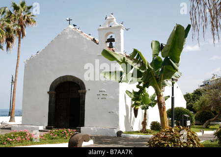 Kleine weiße Kirche, Puerto Cruz, Teneriffa, Kanarische Inseln, Spanien, Europa Stockfoto