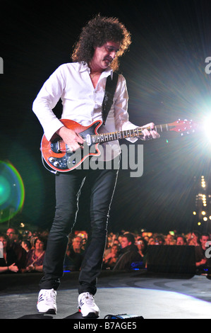 Brian May von Queen führt bei einem Konzert in London Stockfoto