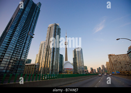 Toronto Skyline von Gardiner Expressway, Ontario, Kanada Stockfoto