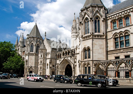 London die Royal Courts of Justice das Gesetz Gerichte Strang Fleet Street Holborn viktorianischen Gotik Stockfoto