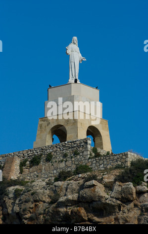 Religiöse Statue von Jesus Christus am Ende der Jairan Wand La Conjunto Monumental De La Alcazaba Almeria Spanien Stockfoto