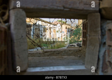 Gewehr-Stellung auf der Südseite der grünen Linie in Nicosia trennt Nord- und Südzypern Stockfoto
