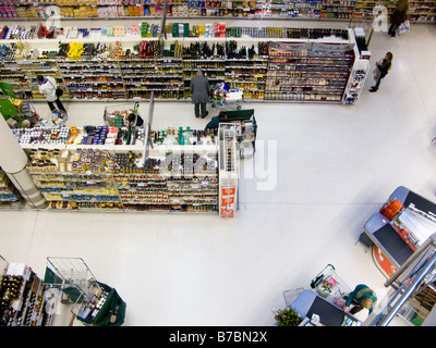 Vogelperspektive des Supermarktes Stockfoto