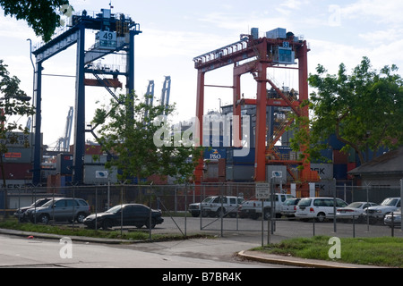 Panama Ports Company Containerbrücken. Balboa, Panama City, Republik von Panama, Mittelamerika Stockfoto