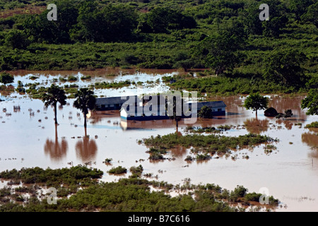 Überschwemmungen und Dürre im Norden Kenias. Stockfoto