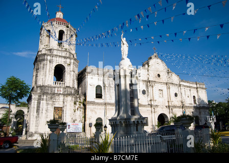 Cebu Metropolitan Kathedrale Glockenturm und Fassade, Cebu City, Cebu, Visayas, Philippinen Stockfoto