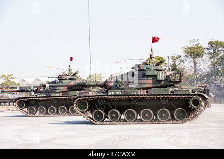 Kampfpanzer M60A3 bei militärischen Übungen beim 58. Artillerie-Befehl, Taichung, Taiwan Stockfoto