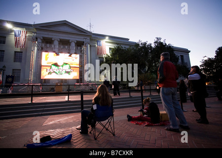 Halten einen Raum für die Obama-Einweihung, an der University of California in Berkeley. Stockfoto