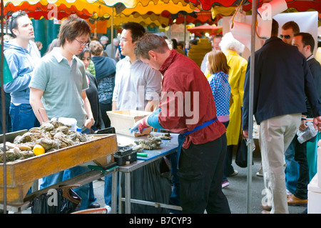 Auster Stand auf Borough Market, London Stockfoto