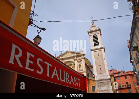 Der Turm der St. Réparate Dom, Ort Rosseti in der Altstadt von Nizza, Frankreich Stockfoto