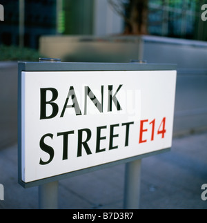 Bank Street E14 Schild am Canary Wharf London England UK Stockfoto