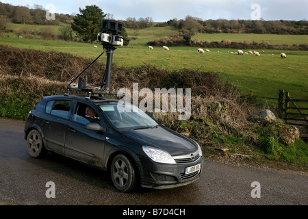 Ein Auto die Straßen in Devon, aufnehmen von Bildern für die Zukunft auf virtuellen Straße Zuordnung Websites verwenden oder sat nav Stockfoto